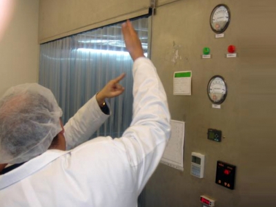 Weighting booth Sampling room